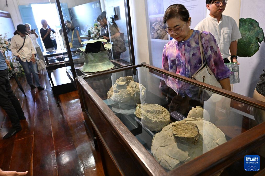 泰国碧武里府:敦亚通古代遗址出土文物展