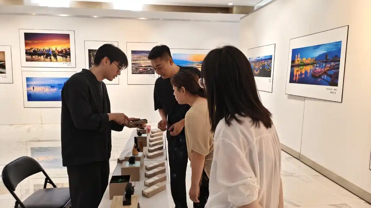 “闽蒙文化交流展”在内蒙古赤峰市启动