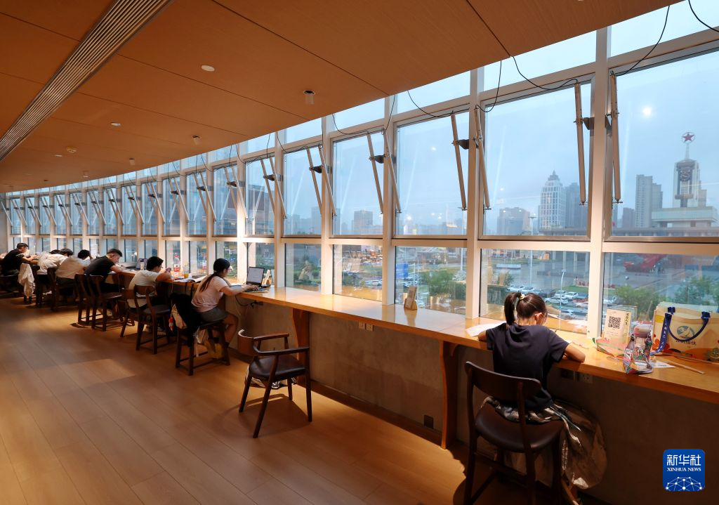 河北石家庄：建设城市书房 普惠便民阅读