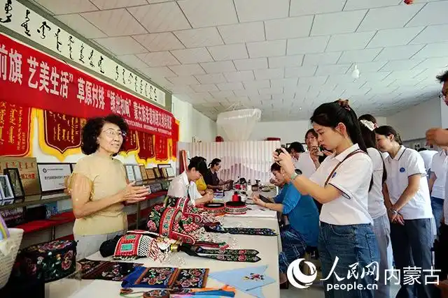 跨越北疆大地，内蒙古大学生同上一堂“行走的思政课”